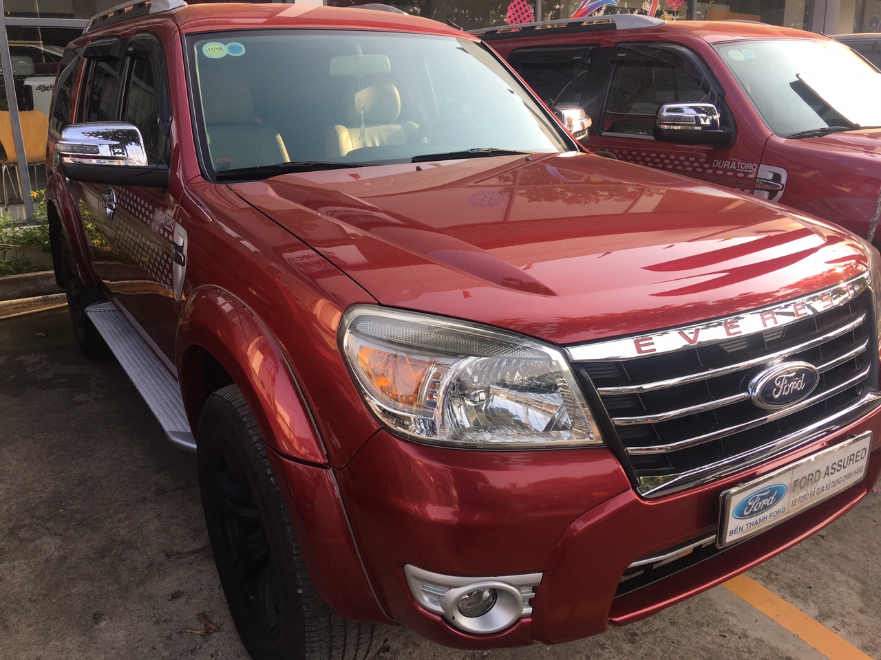 Ford Everest 2.5 L   2008 - Cần bán Ford Everest 2.5 L số tự động năm, sản xuất 2008, màu đỏ