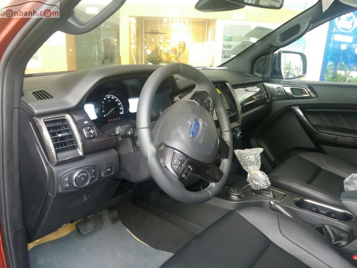 Ford Everest Titanium 2.0L 4x4 AT 2019 - Bán Ford Everest Titanium 2.0L 4x4 AT đời 2019, màu đỏ, xe nhập