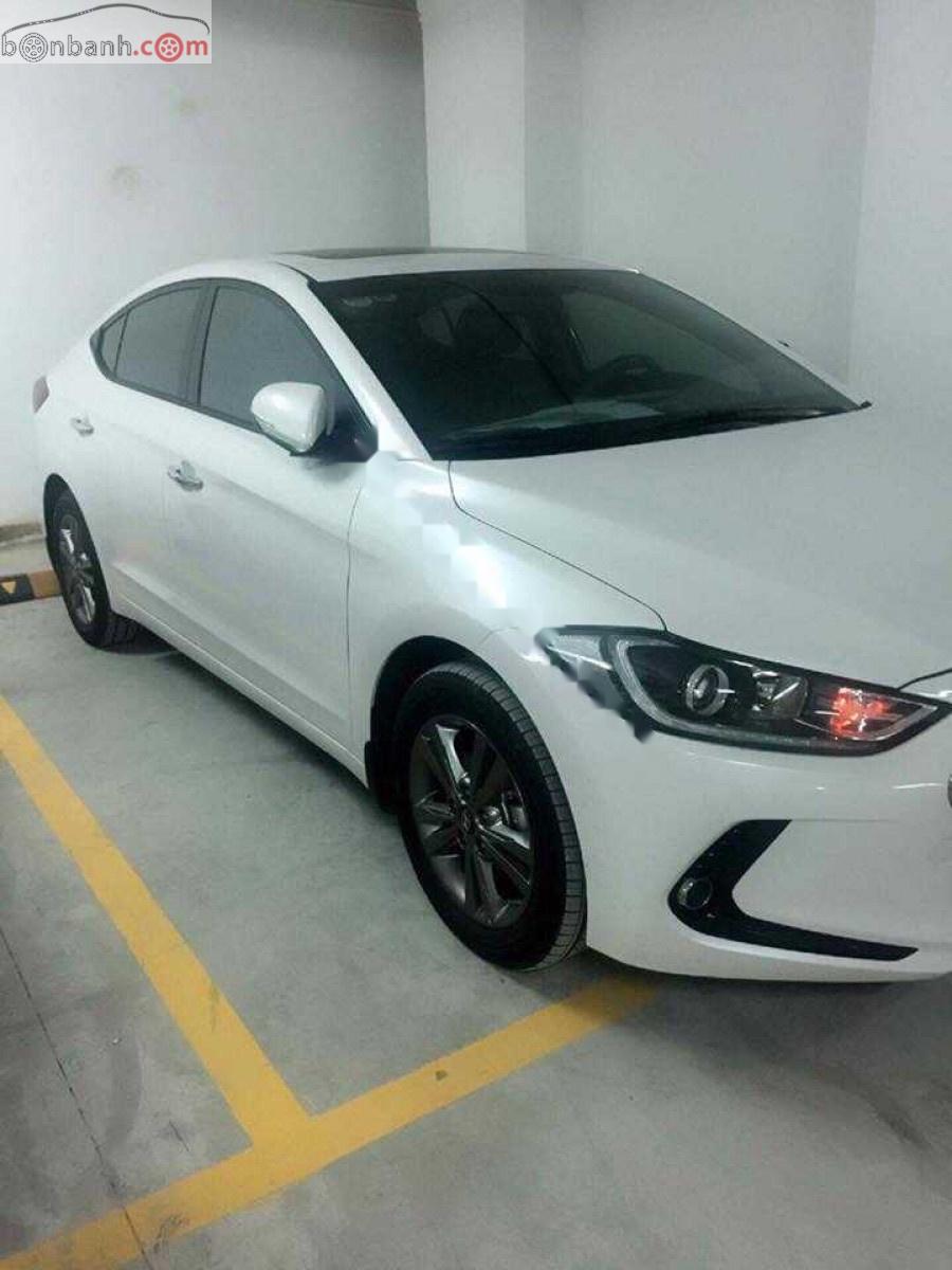 Hyundai Elantra 1.6 AT 2016 - Bán xe Hyundai Elantra 1.6 AT sản xuất 2016, màu trắng