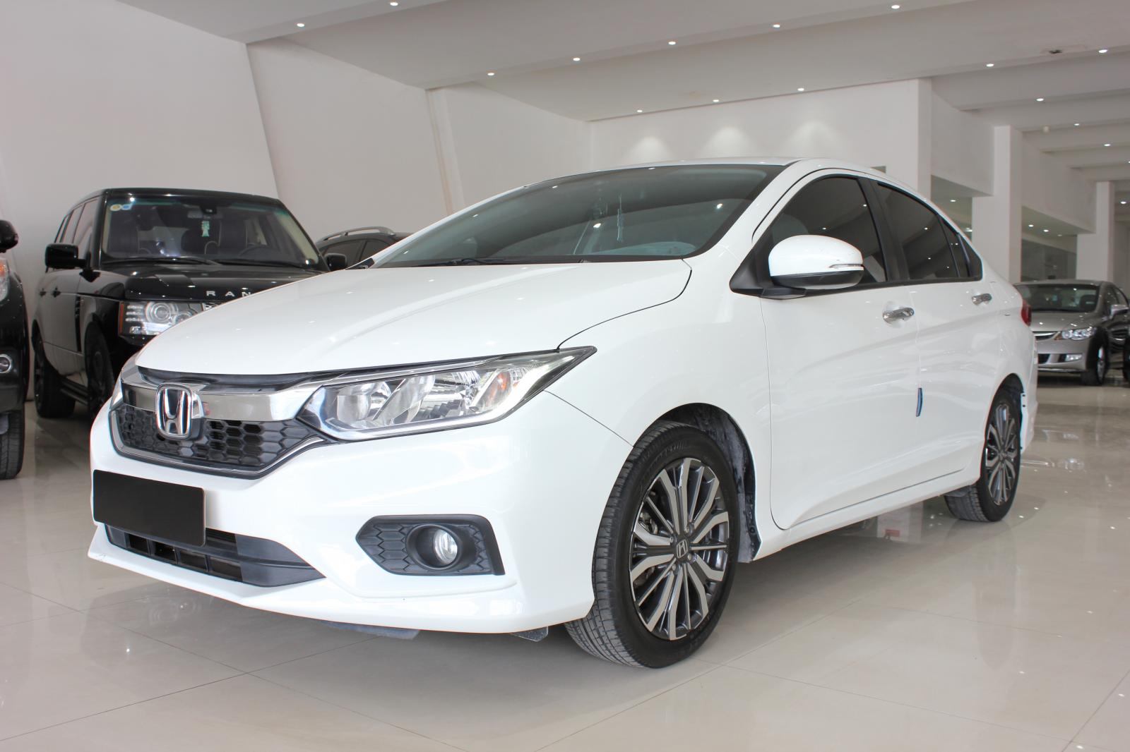 Honda City 1.5 CVT 2017 - Bán Honda City 1.5 CVT năm sản xuất 2017, màu trắng, 530tr