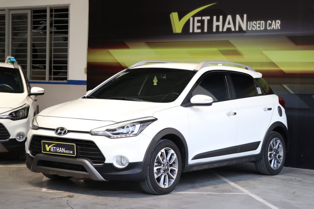 Hyundai i20 Active 1.4 AT 2016 - Hyundai i20 Active 1.4 AT 2016, màu trắng, xe nhập, giá tốt