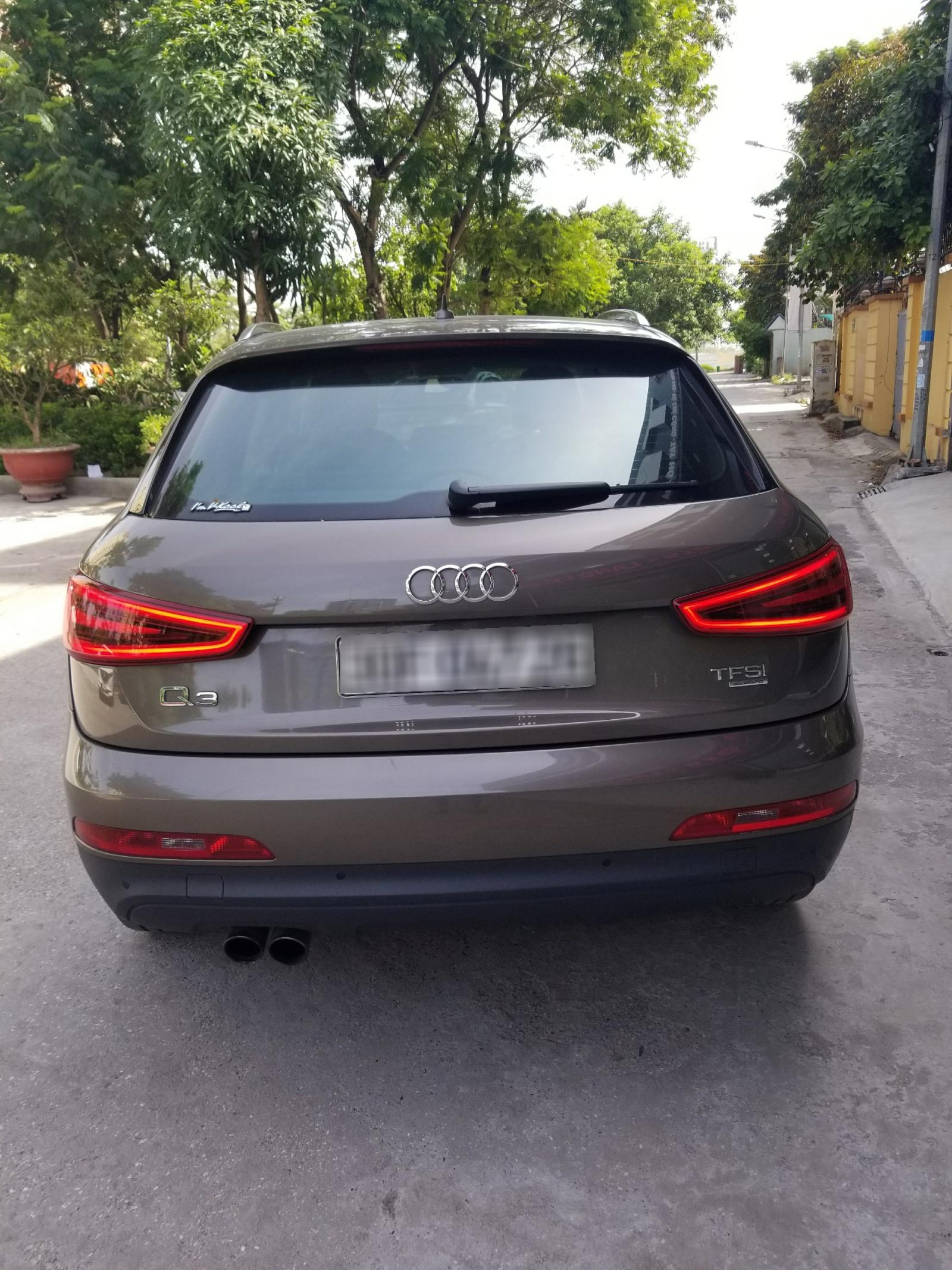 Audi Q3 2.0 TFSI 2014 - Cần bán Audi Q3 sx 2014, đăng ký lần đầu 2015 màu nâu