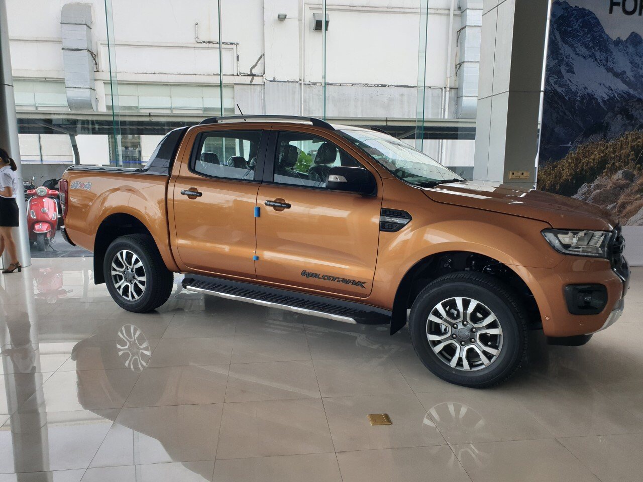 Ford Ranger  XLS 2.2 4x2  2020 - Bán Ranger XLS AT-MT, XLT mới 100% giá tốt đủ màu, giao ngay, giao xe toàn quốc, trả góp 80%