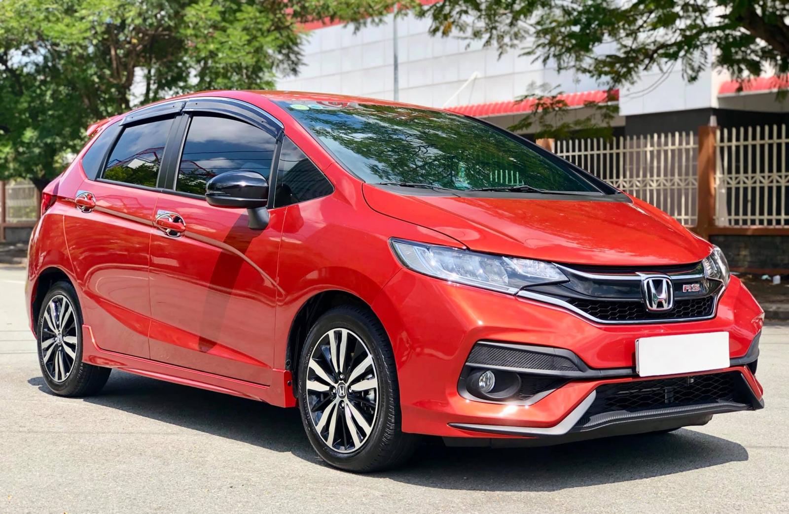 Honda Jazz RS 2018 - Cần bán Honda Jazz RS đời 2018, màu đỏ, xe nhập Thái Nguyên con bản full