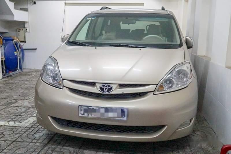 Toyota Sienna    2008 - Bán ô tô Toyota Sienna đời 2008, nhập khẩu, số tự động, cửa điện, cốp hít