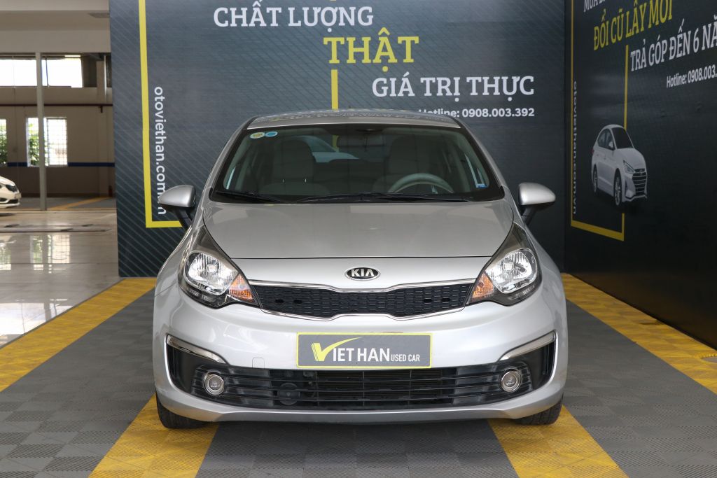 Kia Rio 1.4MT 2015 - Bán Kia Rio 1.4MT năm 2015, màu bạc, nhập khẩu nguyên chiếc, giá chỉ 396 triệu