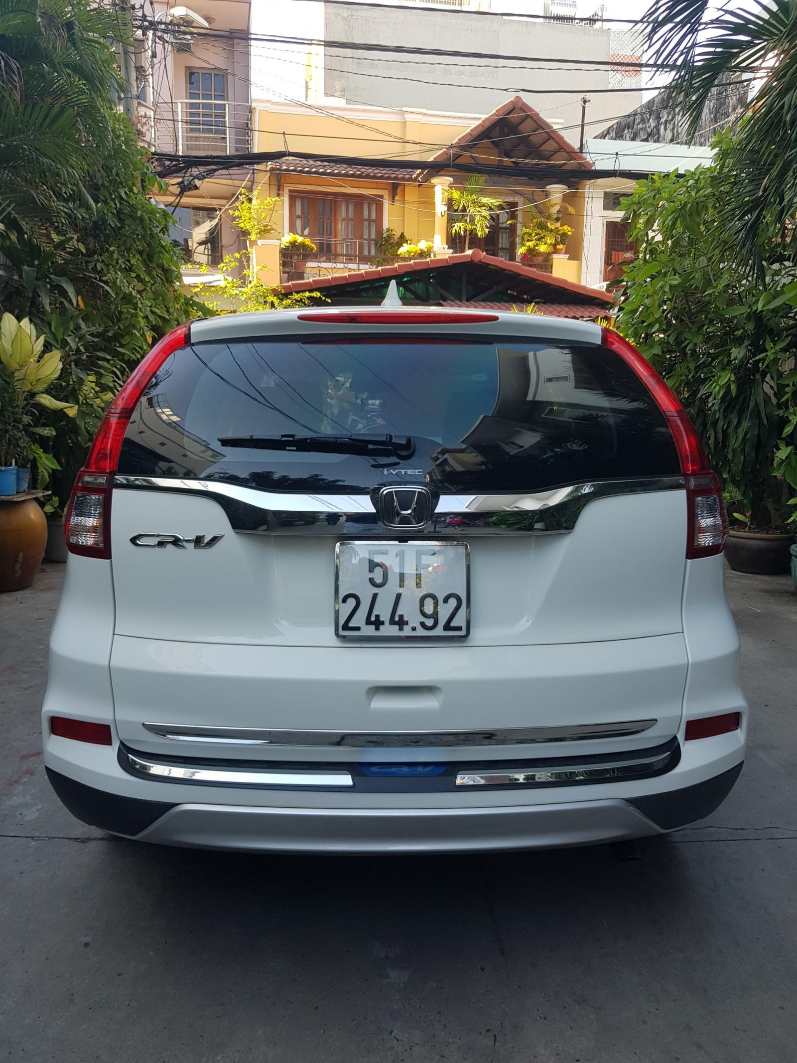 Honda CR V 2.0 AT 2015 - Bán ô tô Honda CR V 2.0 AT đời 2015, màu trắng giá cạnh tranh