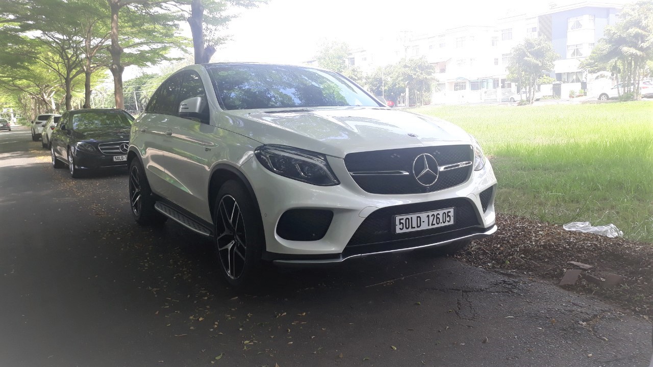 Mercedes-Benz GLE-Class GLE43 Coupe 2018 - Bán Mercedes GLE43 Coupe cũ 2018 AMG, 1500 Km, nhập khẩu chính hãng