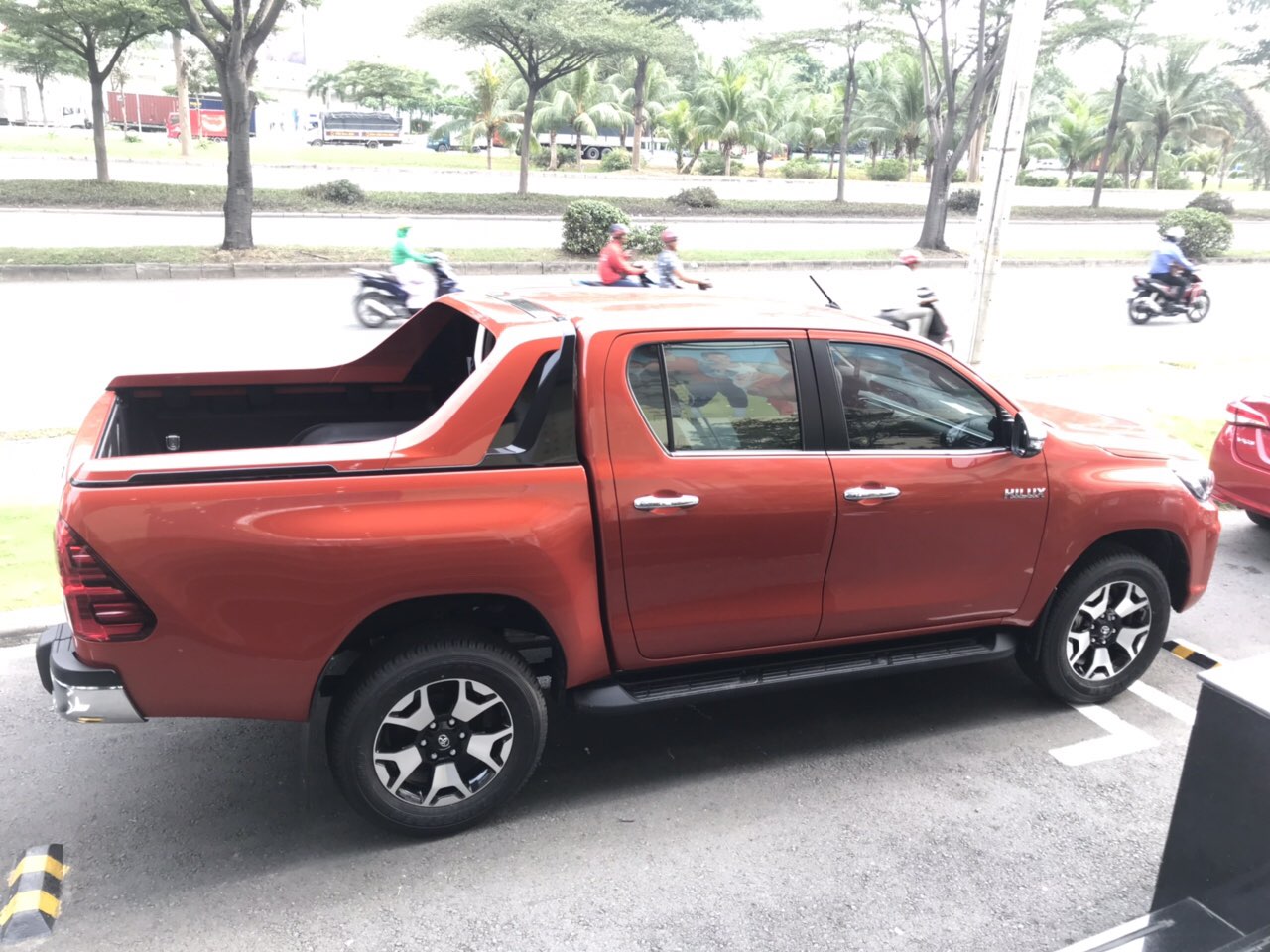 Toyota Hilux G 2019 - Bán Toyota Hilux 2019 nhập khẩu, siêu khuyến mãi cực lớn