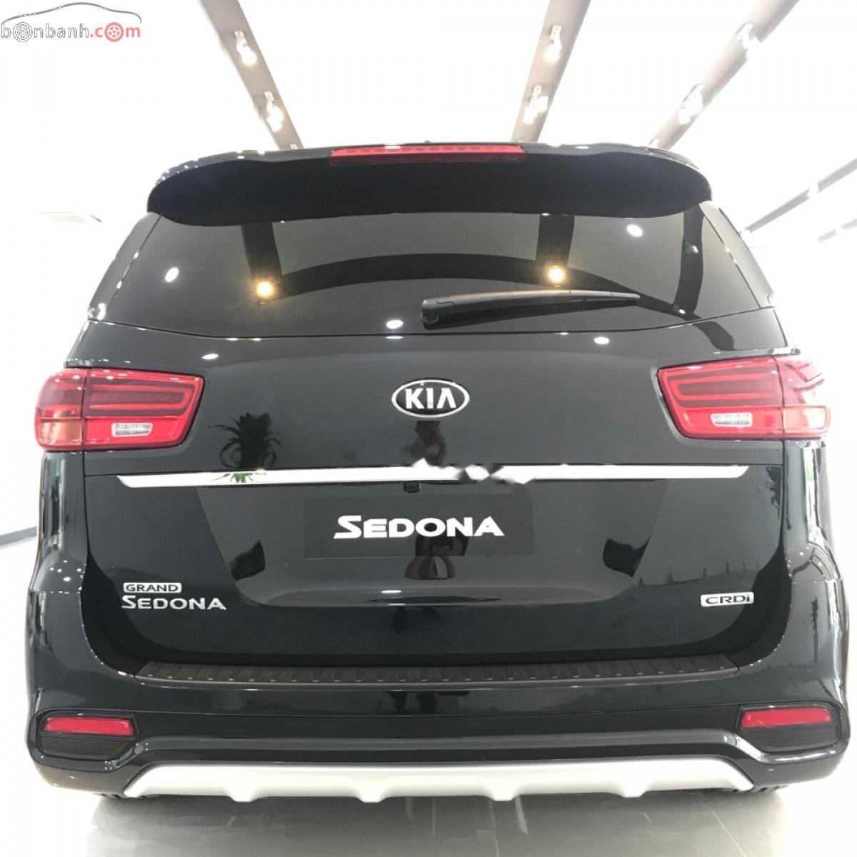 Kia Sedona 2019 - Bán xe Kia Sedona đời 2019, màu đen