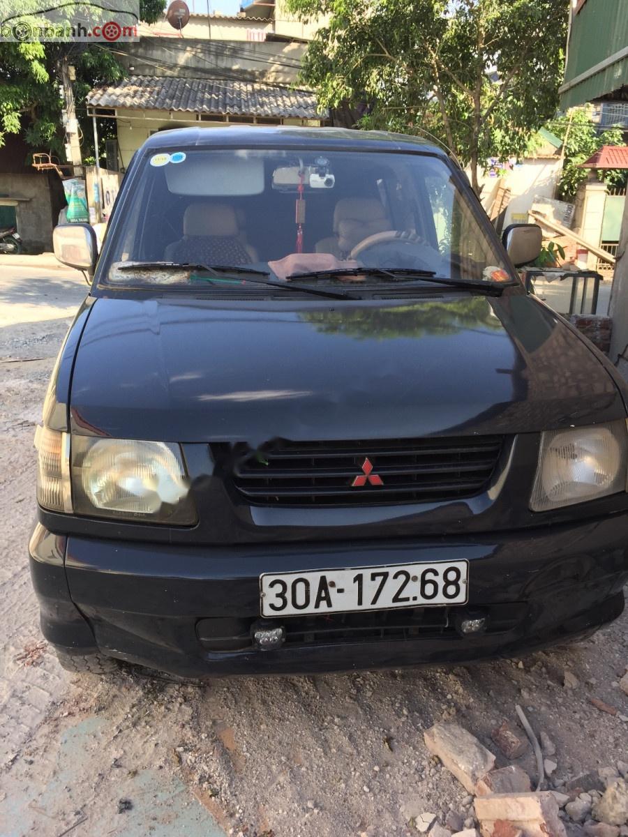 Mitsubishi Jolie MB 2000 - Cần bán gấp Mitsubishi Jolie MB đời 2000, màu xám, giá 72tr