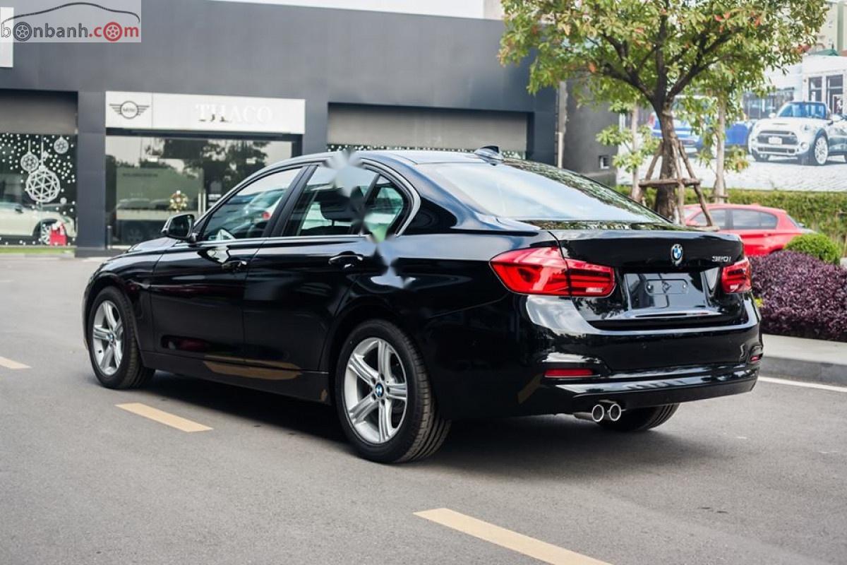 BMW 3 Series 320i 2018 - Bán xe BMW 320i năm sản xuất 2018, màu đen, xe nhập