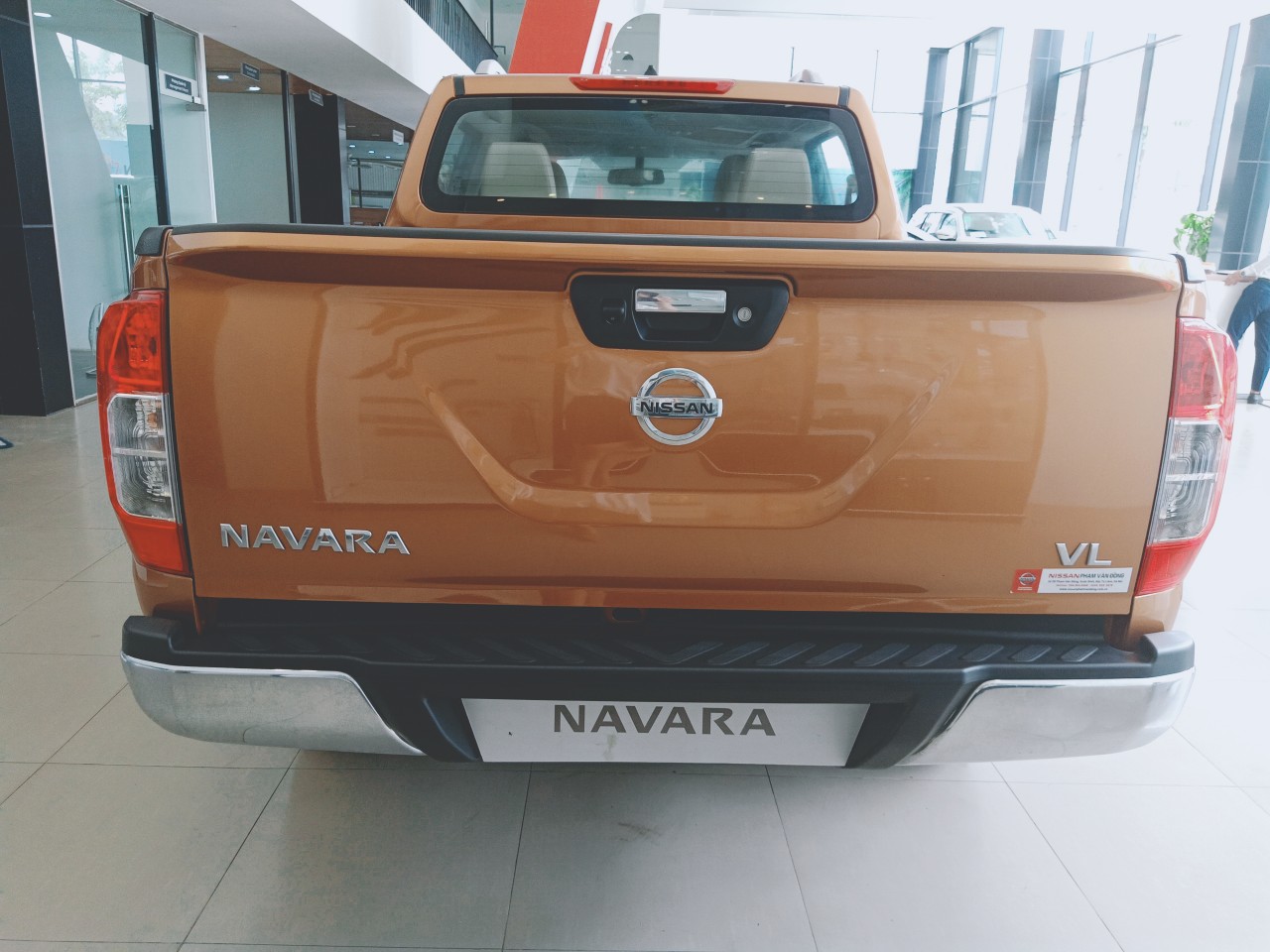 Nissan Navara VL 2019 - Bán Nissan Navara VL đời 2019, màu cam, nhập khẩu