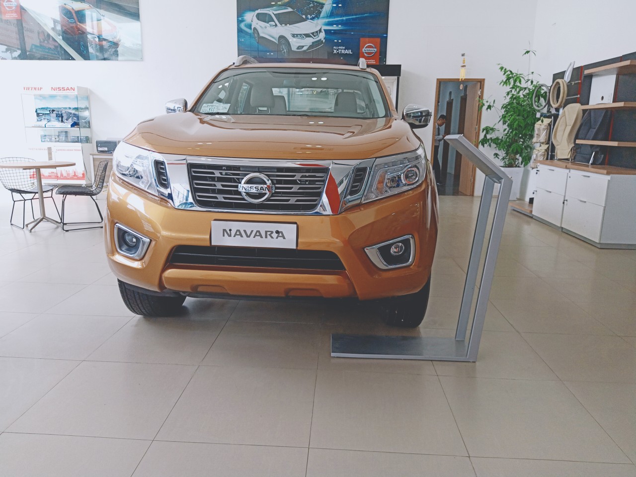 Nissan Navara VL 2019 - Bán Nissan Navara VL đời 2019, màu cam, nhập khẩu