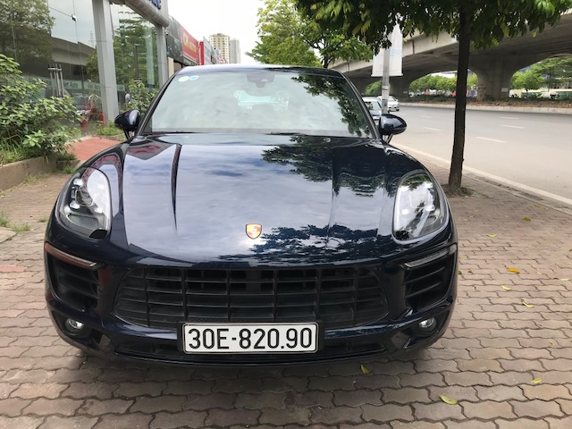 Porsche Macan 2.0 2017 - Porsche Macan 2.0 màu xanh sản xuất 2017, đăng ký T10/2017 một chủ từ đầu