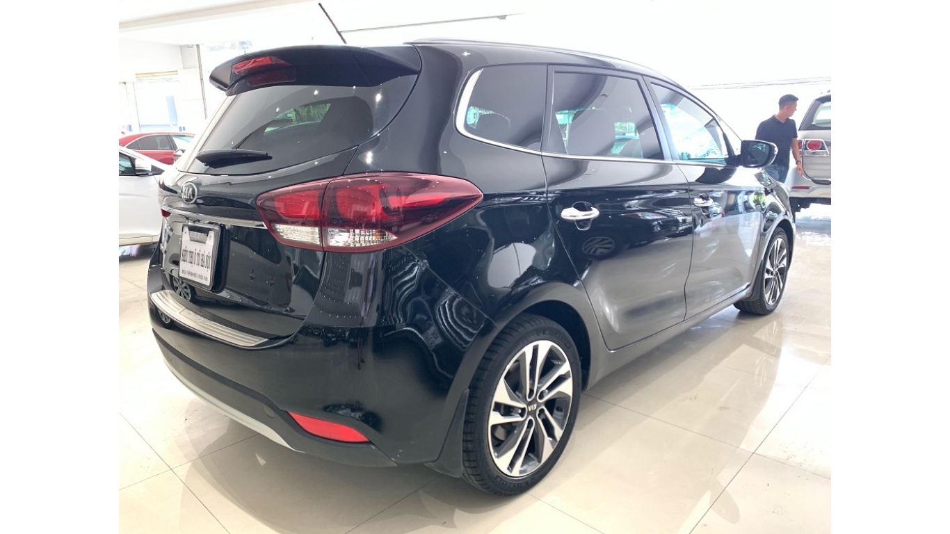 Kia Rondo 2.0 AT 2018 - HCM: Kia Rondo 2.0 AT 2018, màu đen, odo chỉ 31.000km