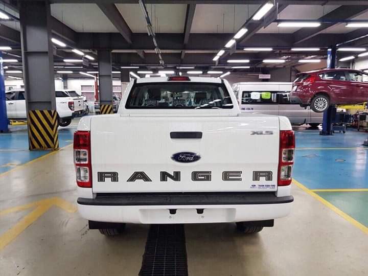 Ford Ranger 2020 - Siêu khuyến mại - Ranger XLS AT 2020 nhập khẩu nguyên chiếc, giảm tiền mặt tặng phụ kiện