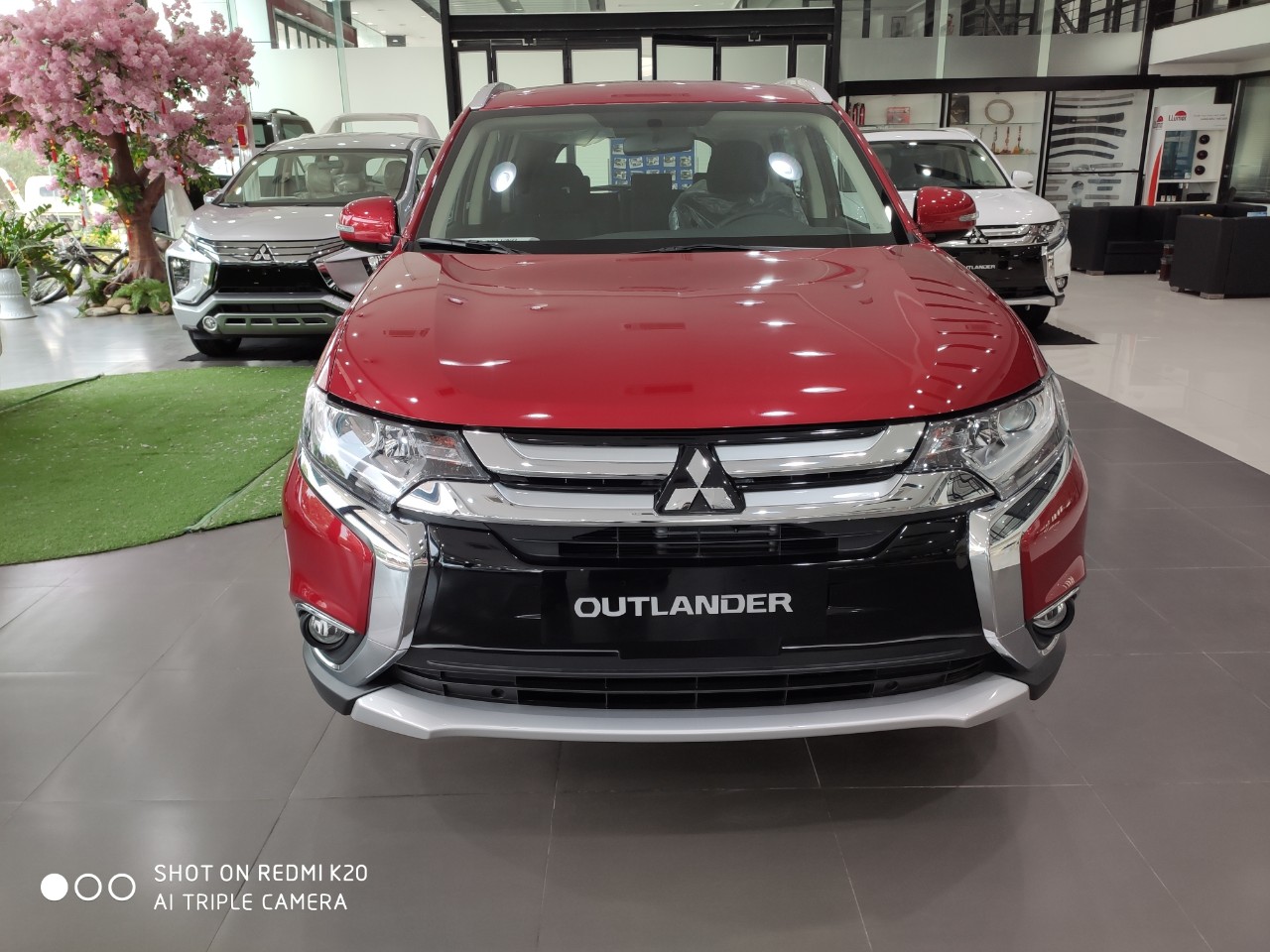Mitsubishi Outlander 2019 - Bán ô tô Mitsubishi Outlander đời 2019, tất cả các màu với ưu đãi tốt nhất tháng 7