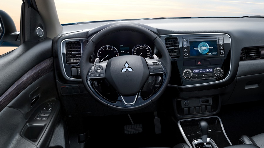 Mitsubishi Outlander 2019 - Mitsubishi Outlander Nhật Bản 7 chỗ - Khuyến mãi khủng tháng 07/2019