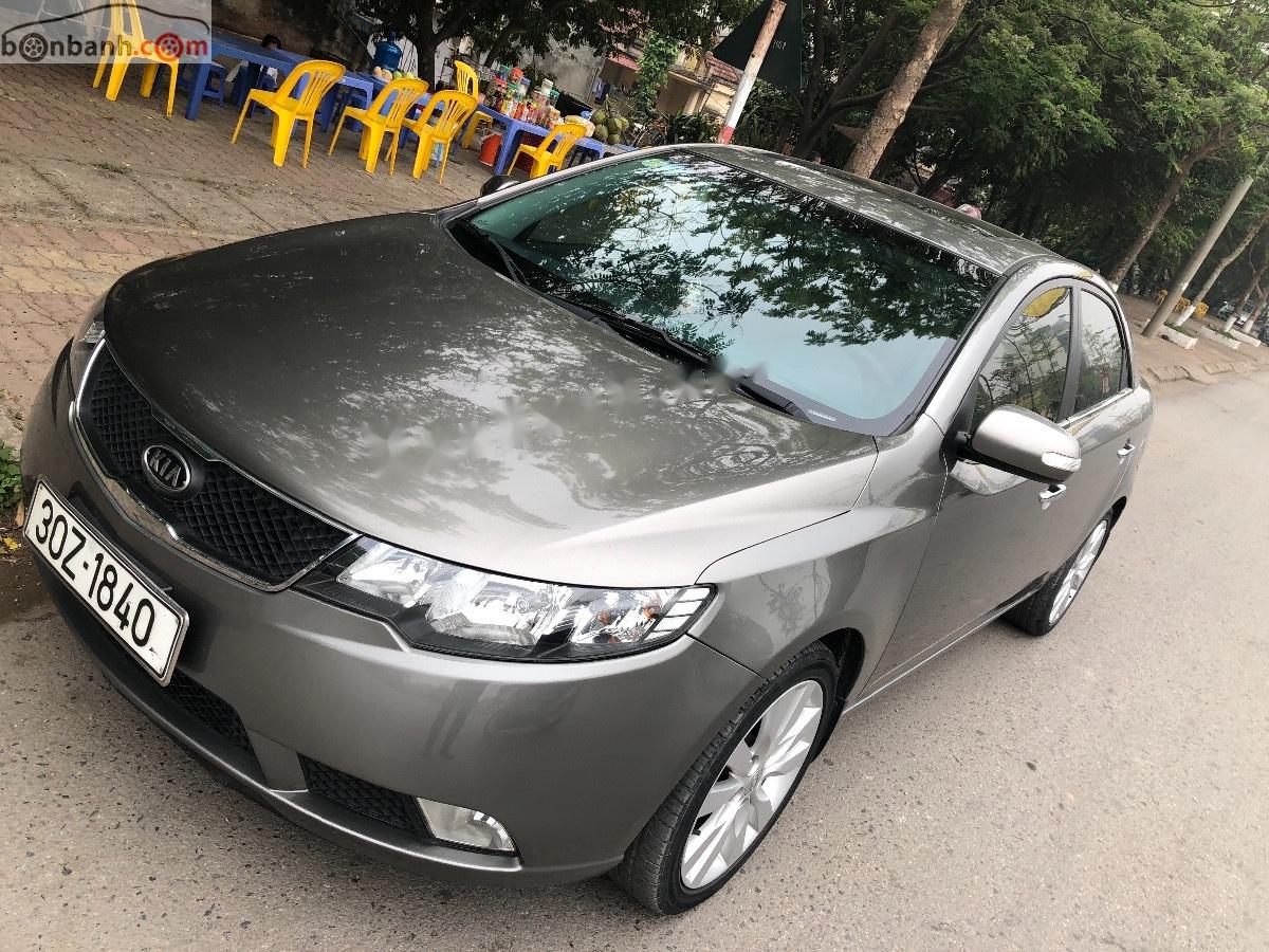 Kia Cerato 2010 - Cần bán Kia Cerato năm 2010, màu xám, chính chủ sử dụng, đi rất ít