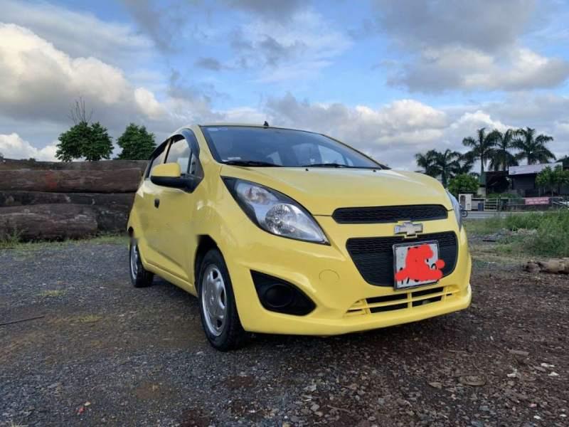 Chevrolet Spark   2015 - Bán Chevrolet Spark sản xuất 2015, màu vàng, nhập khẩu