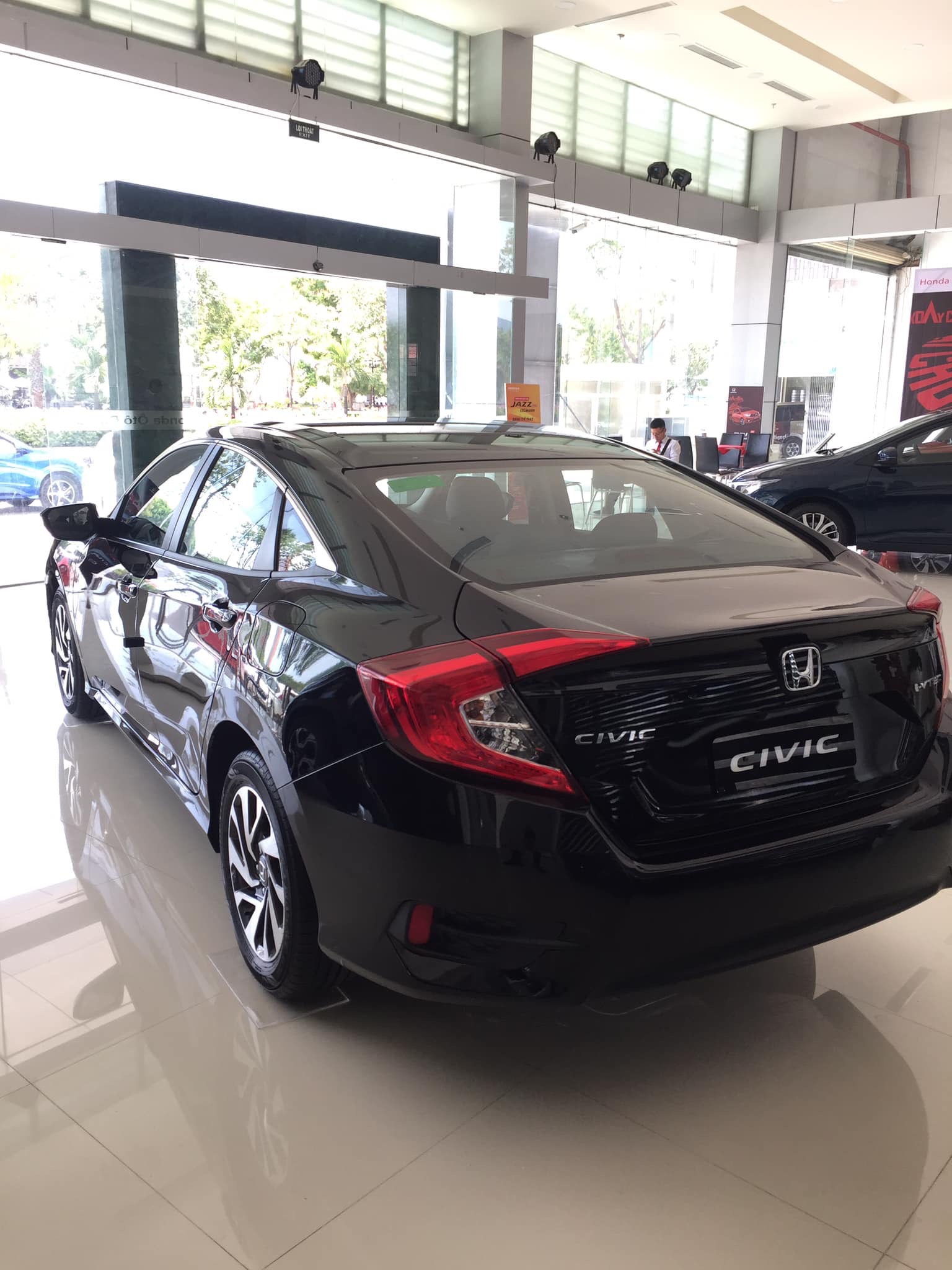 Honda Civic E 2019 - Bán ô tô “ Honda Civic G đời 2019 “, màu đen, nhập khẩu nguyên chiếc