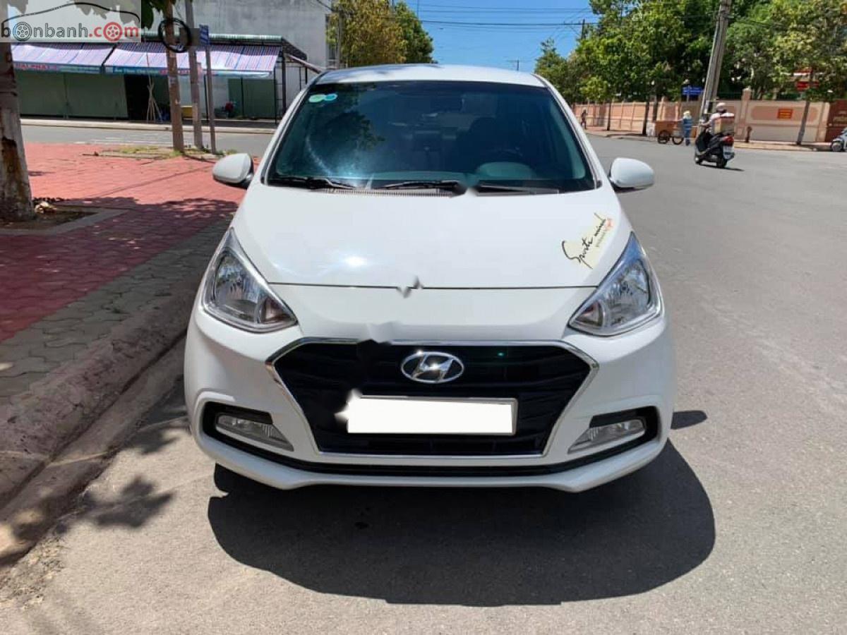 Hyundai Grand i10 2018 - Cần bán Hyundai Grand i10 đời 2018, màu trắng, còn như mới