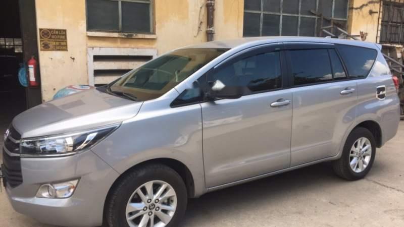 Toyota Innova    2.0 G  2018 - Bán Toyota Innova 2.0 G năm sản xuất 2018, màu bạc, tình trạng mới 99%