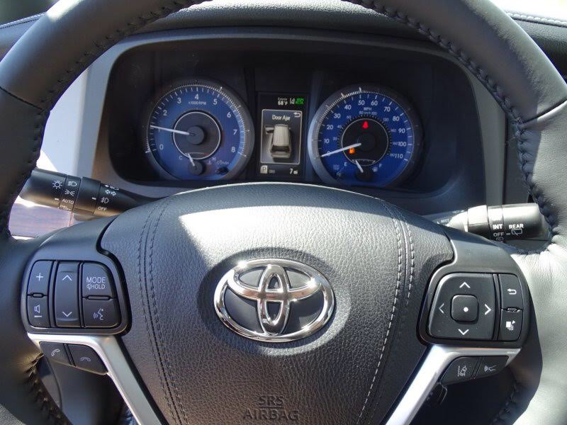 Toyota Sienna 2019 - Bán Toyota Sienna Limidted SX năm 2019, màu đen, nhập khẩu Mỹ mới 100% LH: 0982.84.2838