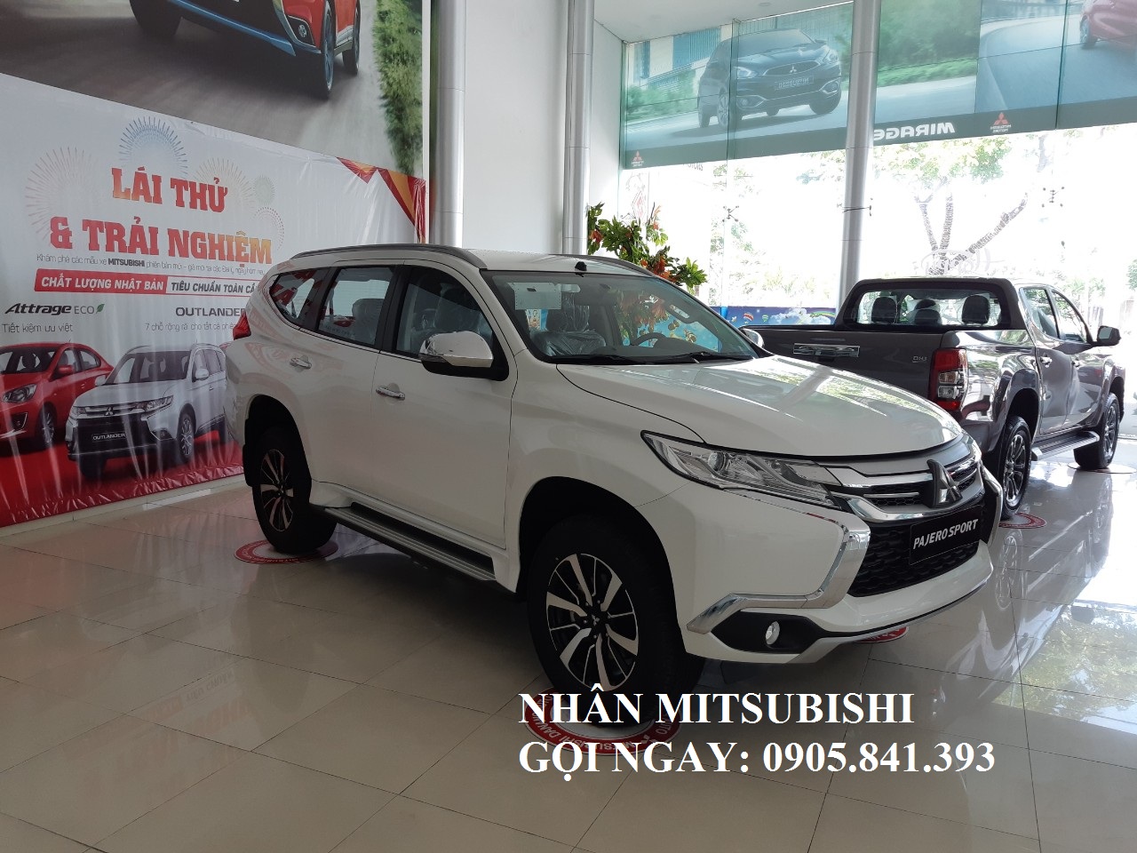 Mitsubishi Pajero Sport D 4x2 MT 2019 - Mua Pajero Sport nhận ưu đãi lớn, trả trước 400 triệu