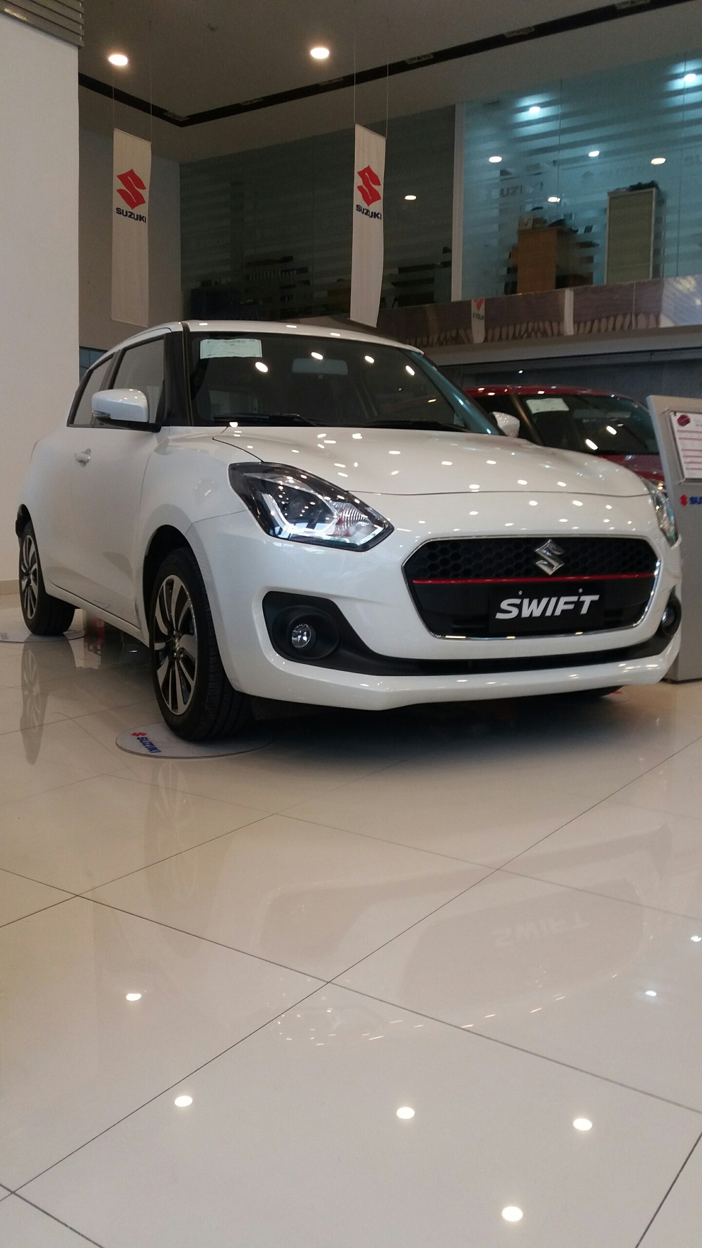 Suzuki Swift 2019 - Bán Suzuki Swift GL 2019 - Tặng 100% phí trước bạ chạy doanh số tháng 7, giao ngay