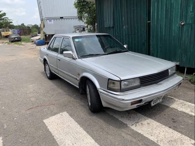 Nissan Bluebird   1988 - Bán Nissan Bluebird sản xuất 1988, màu bạc, xe nhập