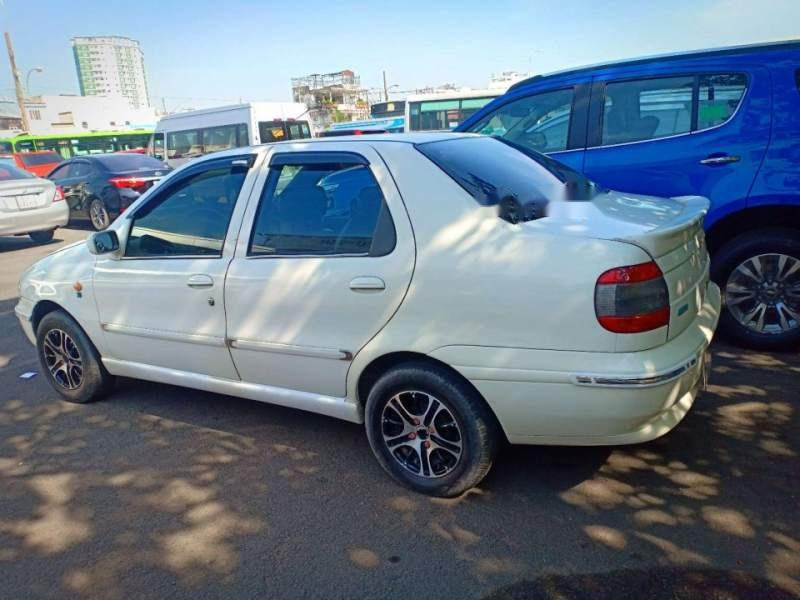 Fiat Siena  1.3 2003 - Bán xe 5 chỗ Fiat Siena 1.3 2003, xe màu trắng, máy êm, sử dụng kĩ, bảo trì thường xuyên