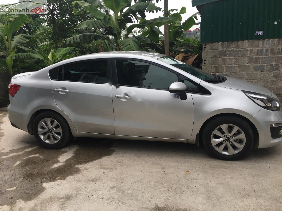 Kia Rio 1.4MT 2016 - Cần bán Kia Rio 1.4MT đời 2016, màu bạc, chính chủ