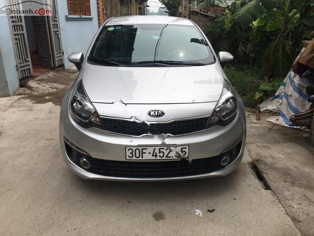 Kia Rio 1.4MT 2016 - Cần bán Kia Rio 1.4MT đời 2016, màu bạc, chính chủ