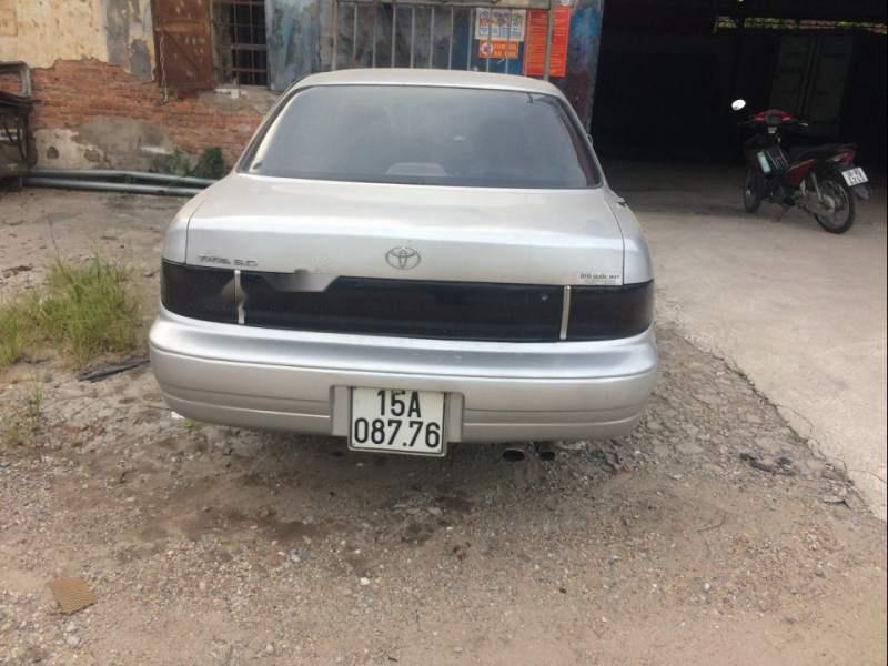 Toyota Camry 1992 - Bán Toyota Camry năm sản xuất 1992, màu bạc