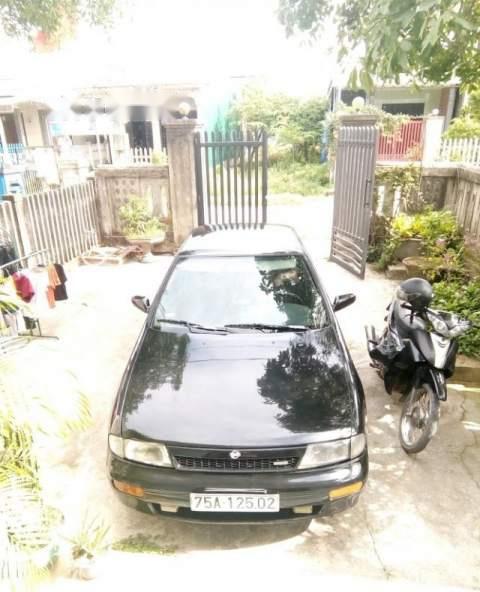 Nissan Bluebird SSS 1994 - Bán Nissan Bluebird SSS đời 1994, màu đen 