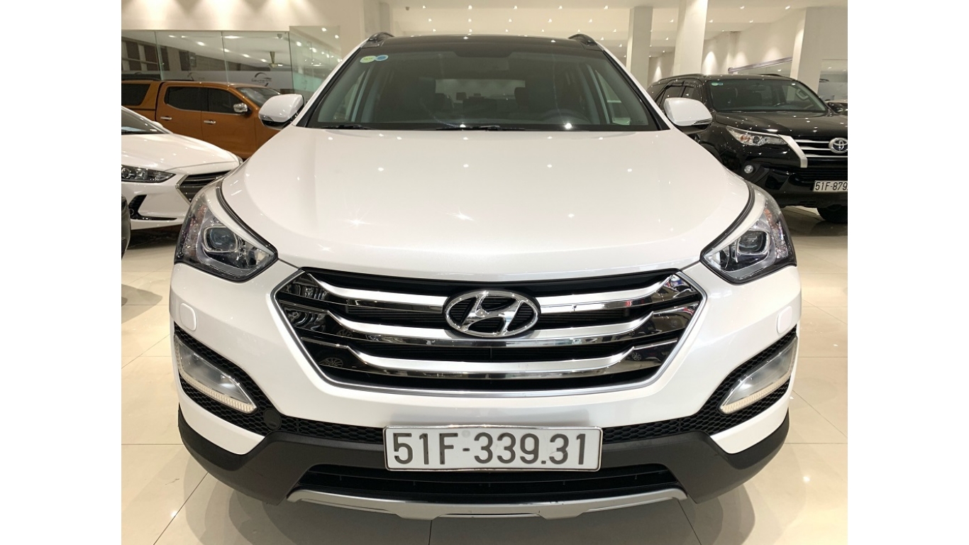 Hyundai Santa Fe  2.4 AT 2015 - HCM: Hyundai Santa Fe 2.4 AT 2015 - Trả trước chỉ từ 261 triệu