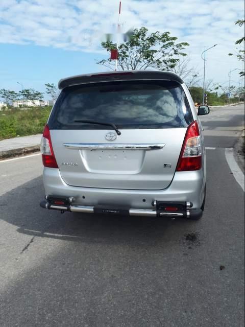 Toyota Innova   E  2012 - Bán Toyota Innova E 2012, màu bạc 