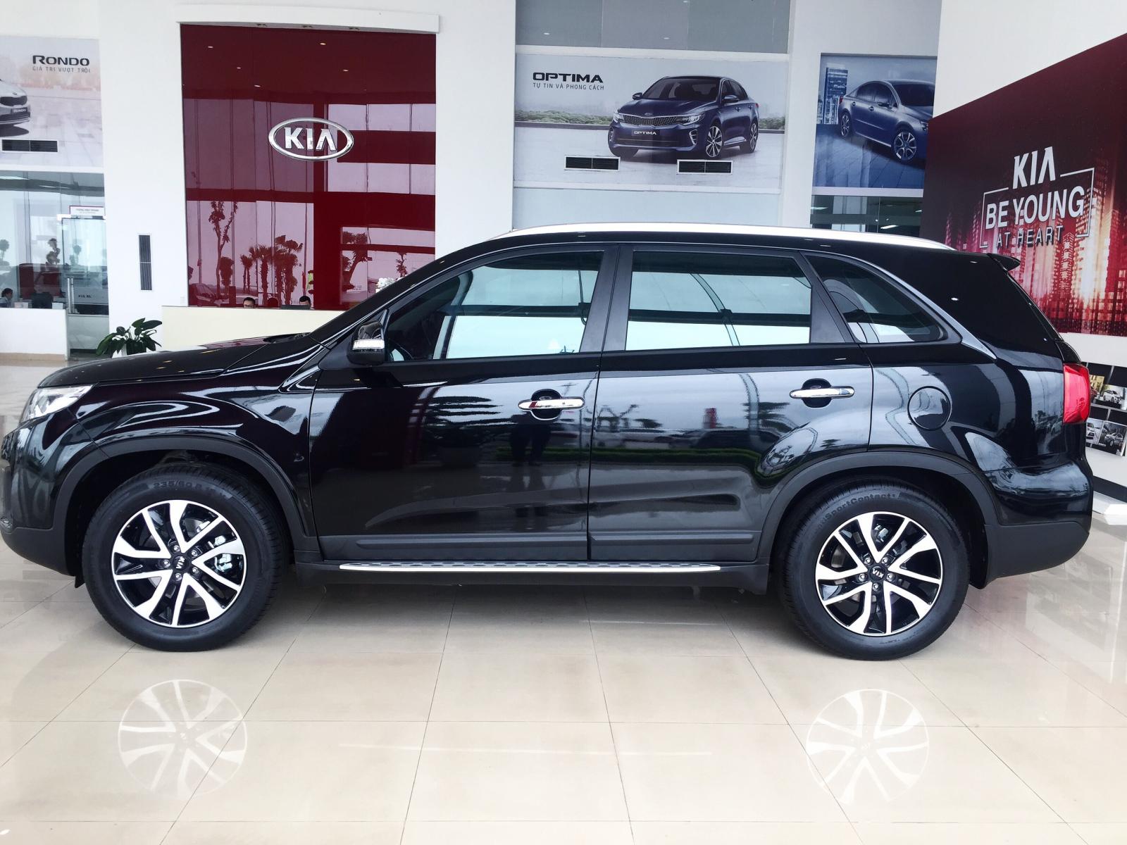 Kia Sorento GATH 2019 - Cần bán xe Kia Sorento GATH sản xuất năm 2019, màu đen, giá cạnh tranh