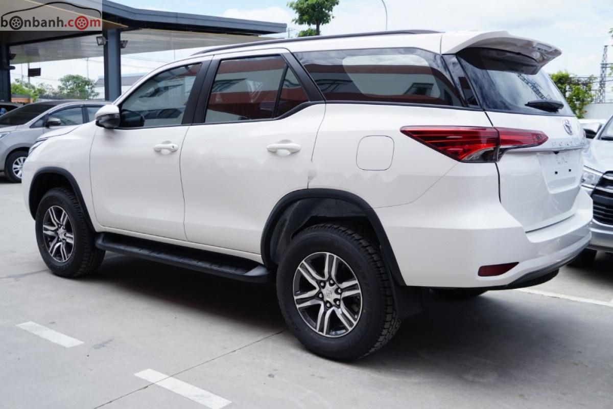 Toyota Fortuner 2.4G 4x2 MT 2019 - Bán xe Toyota Fortuner 2.4G 4x2 MT đời 2019, màu trắng