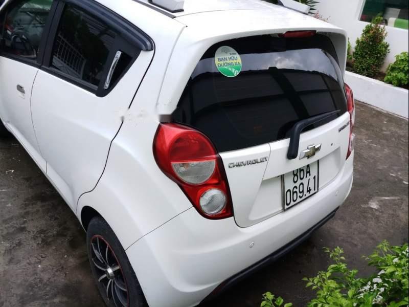 Chevrolet Spark  LTZ 2014 - Cần bán Chevrolet Spark LTZ năm 2014, màu trắng chính chủ, giá 245tr