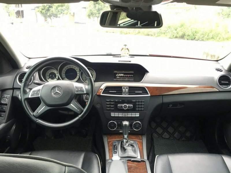 Mercedes-Benz C class   C250   2011 - Bán Mercedes C250 năm sản xuất 2011, màu đỏ  