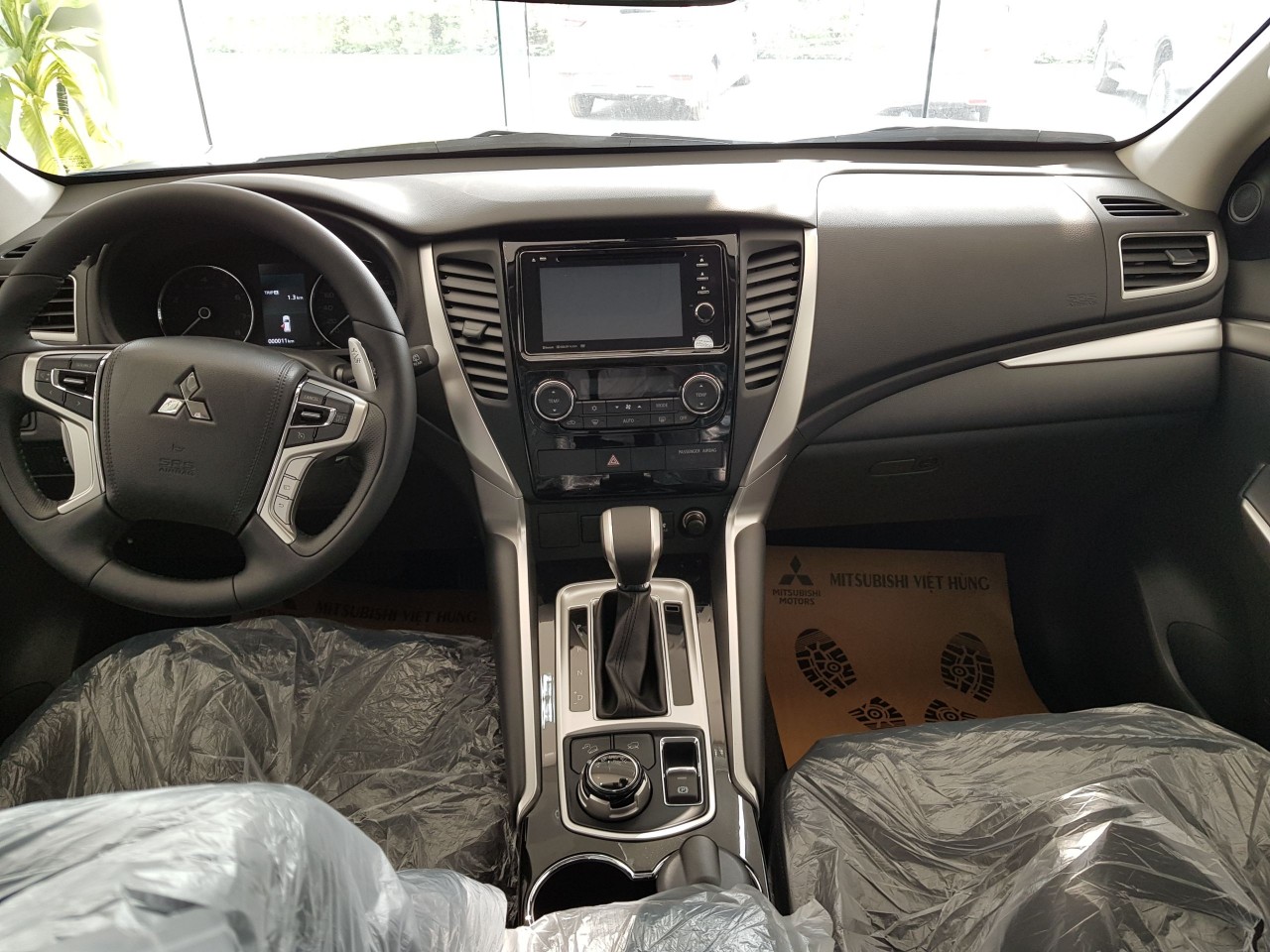 Mitsubishi Pajero Sport 2.4 D 2019 - Mitsubishi Pajero Sport máy dầu 2019, giá đặc biệt khi đặt xe tháng 7 tặng ngay ghế da, đuôi gió