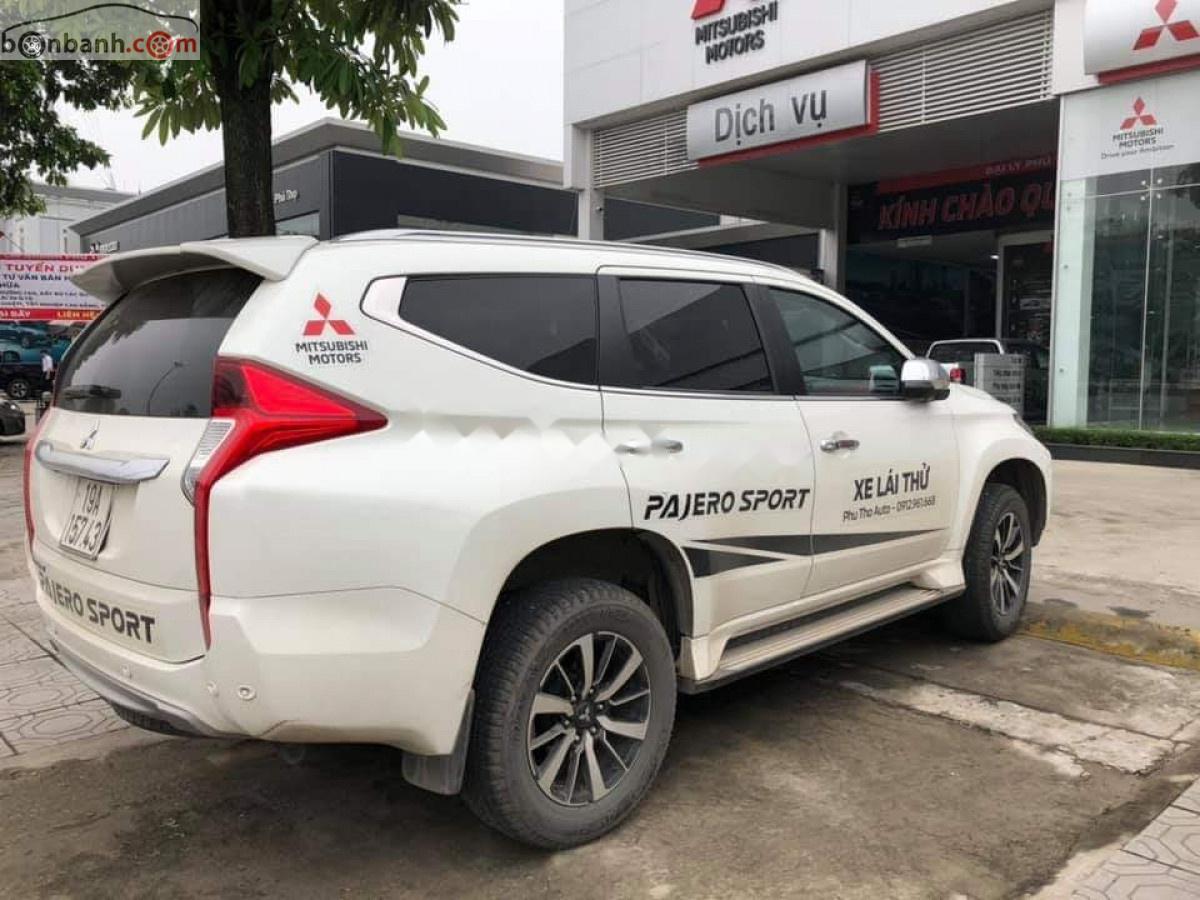 Mitsubishi Pajero Sport Xăng 2018 - Cần bán Mitsubishi Pajero Sport Xăng đời 2018, màu trắng, xe nhập số tự động