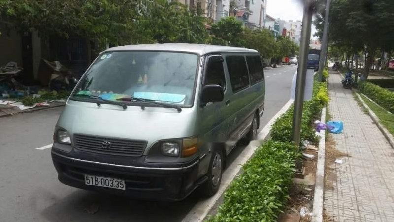 Toyota Hiace 2005 - Bán xe Toyota Hiace đời 2005, tải Van 6 chỗ 850kg