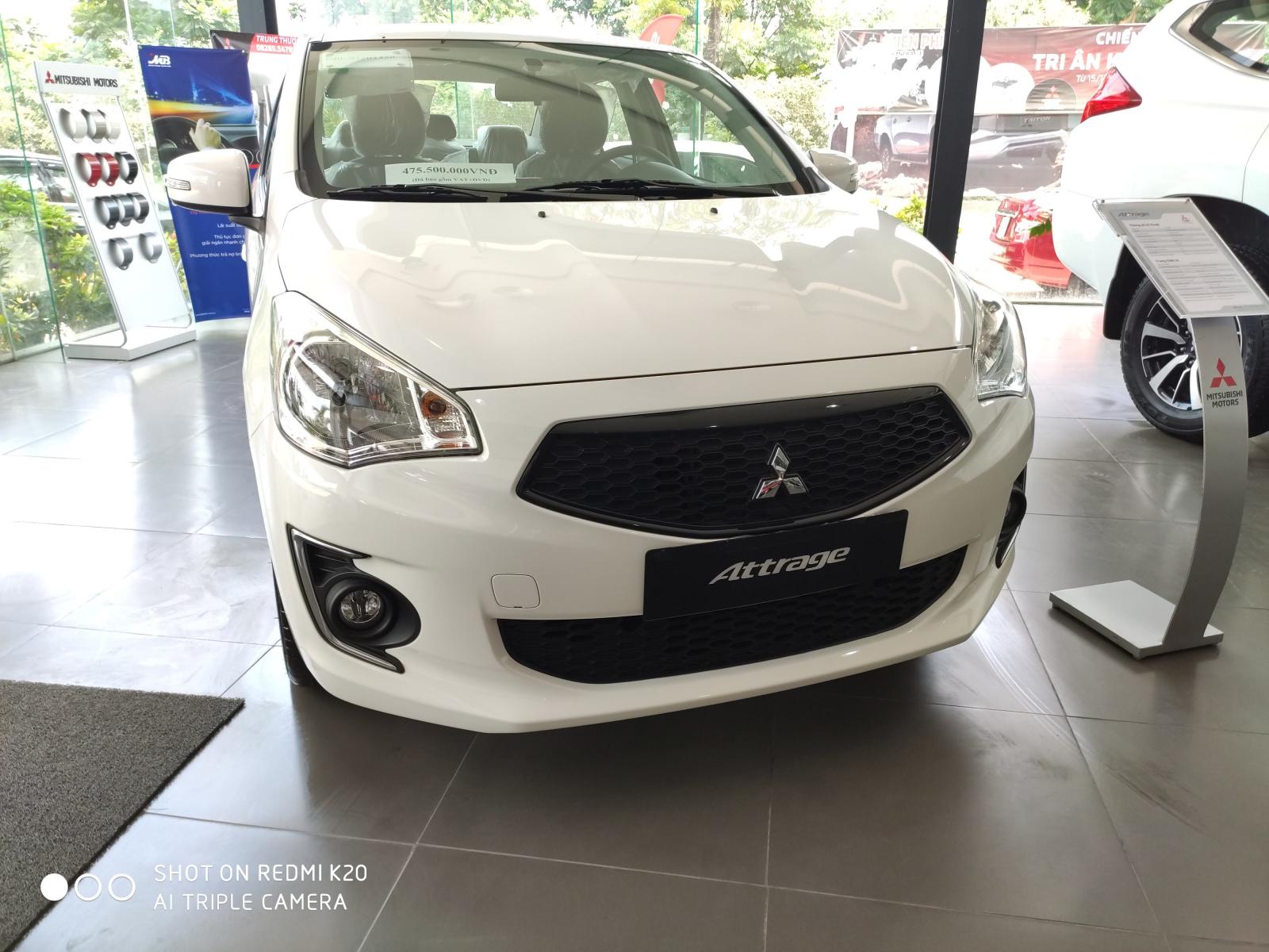 Mitsubishi Attrage 2019 - Xe Mitsubishi Attrage sản xuất 2019, dán kính trải sàn