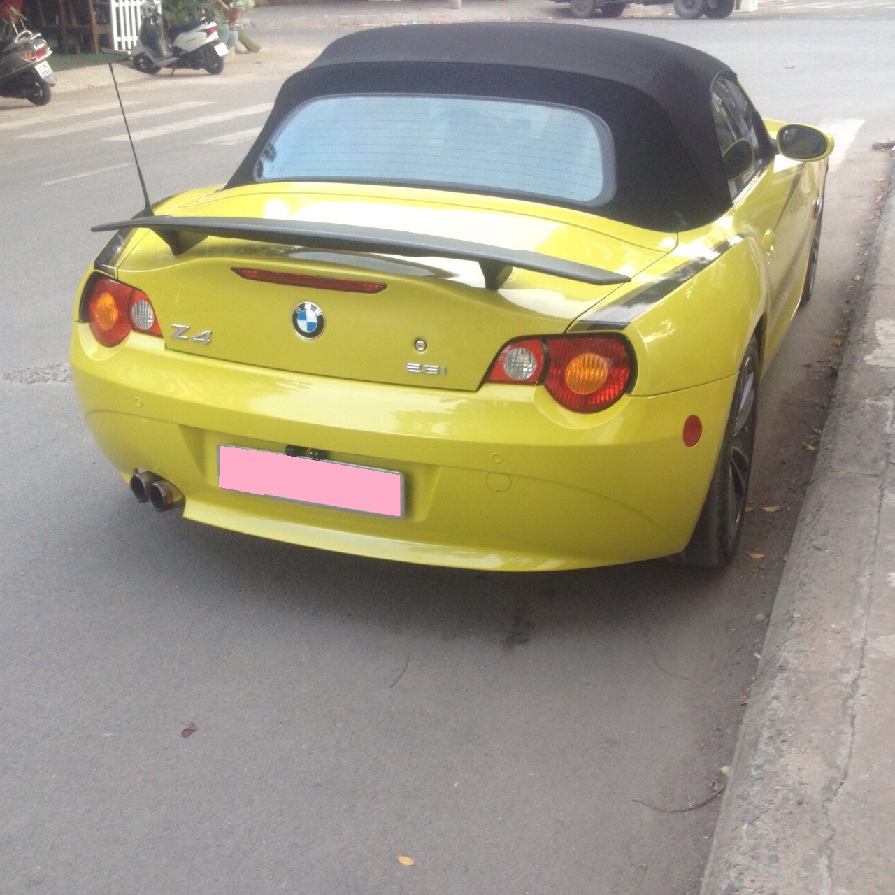 BMW Z4 2003 - Hết đam mê cần bán BMW Z4, sản xuất 2003 đăng ký 2007, số tự động