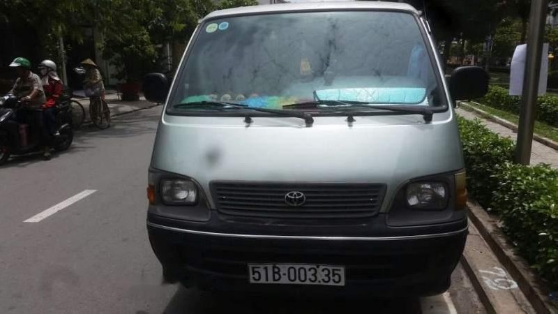 Toyota Hiace 2005 - Bán xe Toyota Hiace đời 2005, tải Van 6 chỗ 850kg