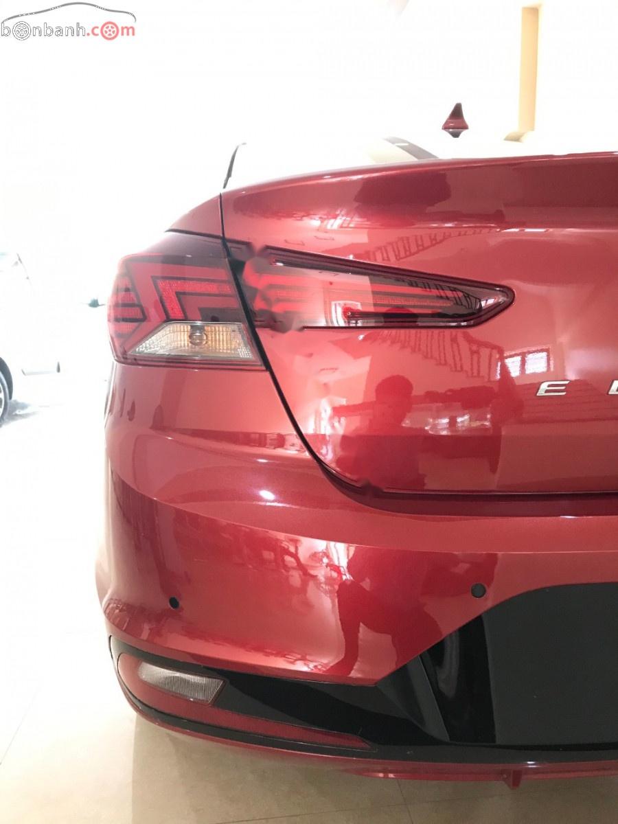 Hyundai Elantra 2019 - Cần bán Hyundai Elantra 2019, màu đỏ